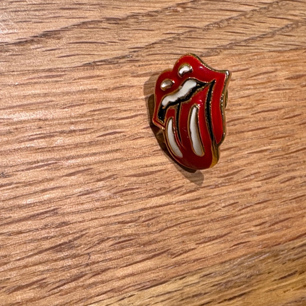Rolling Stones Red and White Tongue Pin